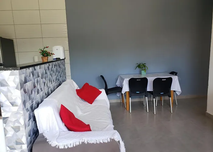 Residencial Mineiro- Apartamento De 02 Quartos